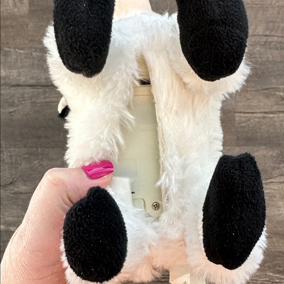 Battery Powered Plush Holstein Cow Toy Walks/Wags Tail/Moos - Picture 7 of 7